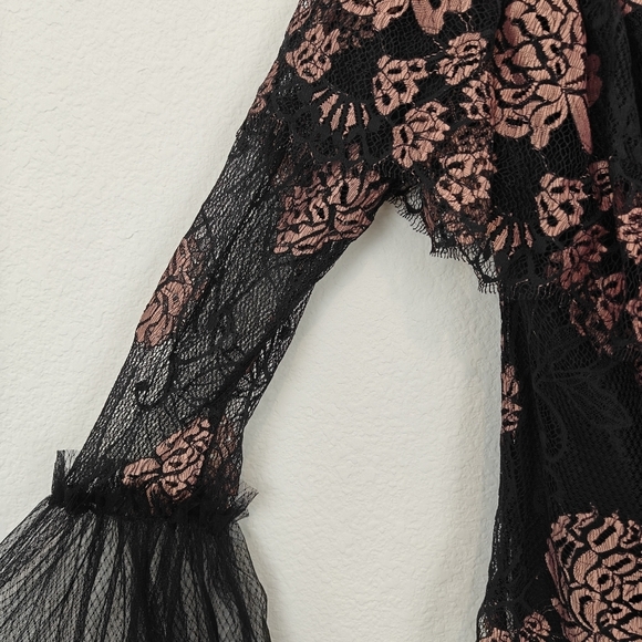ALEXIS INTERMIX "LAURENA" BLACK LACE PINK FLORAL OFF SHOULDER BOHO TOP BLOUSE M - Picture 11 of 16